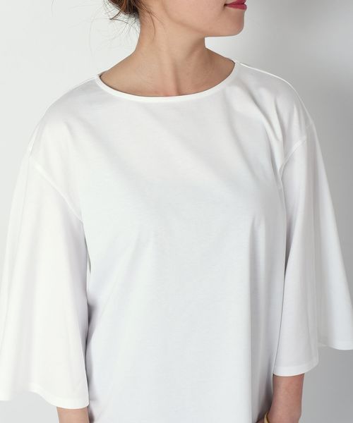 Khaju（カージュ）の「Khaju:フレアスリーブビッグTEE◇◇（Tシャツ/カットソー・レディース・ホワイト/ブラック・ONE SIZE）」の8枚目の写真