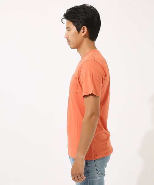 AZUL by moussy（アズールバイマウジー）の「カットオフVネック半袖T（Tシャツ/カットソー・メンズ・ブラック/ネイビー/オレンジ/ホワイト・SMALL/MEDIUM/X-LARGE/LARGE/X-SMALL）」の9枚目の写真