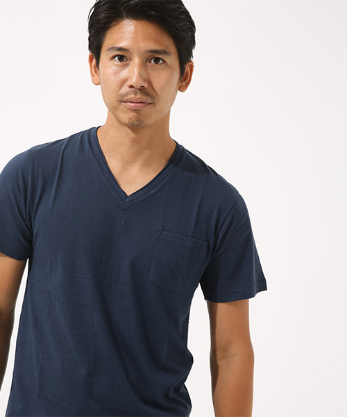 AZUL by moussy（アズールバイマウジー）の「カットオフVネック半袖T（Tシャツ/カットソー・メンズ・ブラック/ネイビー/オレンジ/ホワイト・SMALL/MEDIUM/X-LARGE/LARGE/X-SMALL）」の13枚目の写真