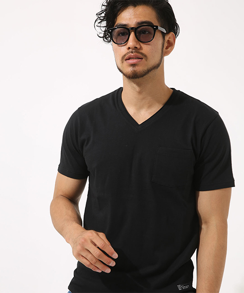 AZUL by moussy（アズールバイマウジー）の「カットオフVネック半袖T（Tシャツ/カットソー・メンズ・ブラック/ネイビー/オレンジ/ホワイト・SMALL/MEDIUM/X-LARGE/LARGE/X-SMALL）」の21枚目の写真