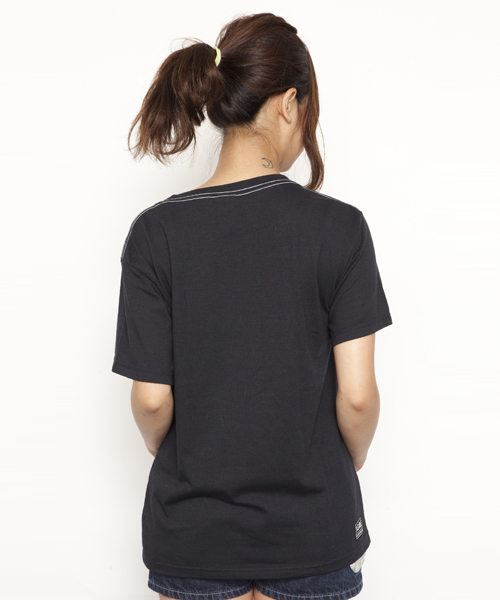 X-girl（エックスガール）の「CRAZY PATTERN S/S BIG TEE（Tシャツ/カットソー・レディース・ホワイト/ブラック/アッシュグレー/オレンジ・ONE SIZE）」の7枚目の写真