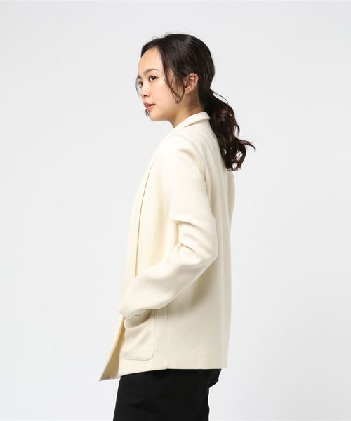 Abahouse Devinette（ドゥヴィネット）の「RoseannaＴippeeジャケット（テーラードジャケット・レディース・アイボリー・フリー）」の3枚目の写真