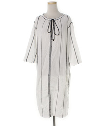 Plage�i�v���[�W���j�̌Ò��u�X�g���C�v��7�����u���E�X�i�V���c/�u���E�X�j�v