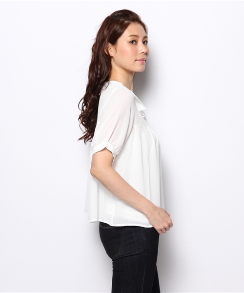 OUTLET（アウトレット）の「【mystic】タック衿半袖プルオーバー（シャツ/ブラウス・レディース・オフホワイト/ネイビー/ブラック・FREE）」の10枚目の写真