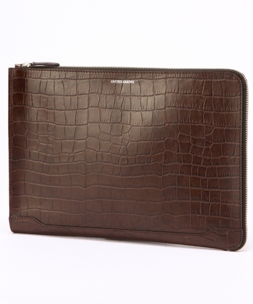 UNITED ARROWS(ユナイテッドアローズ)の「BOW&ARROWS STAMP CLUCH(クラッチバッグ・メンズ・ブラック/ダークブラウン・フリー)」の3枚目の写真