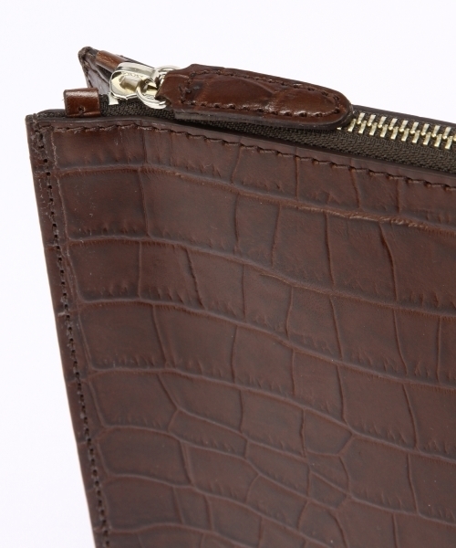 UNITED ARROWS(ユナイテッドアローズ)の「BOW&ARROWS STAMP CLUCH(クラッチバッグ・メンズ・ブラック/ダークブラウン・フリー)」の6枚目の写真