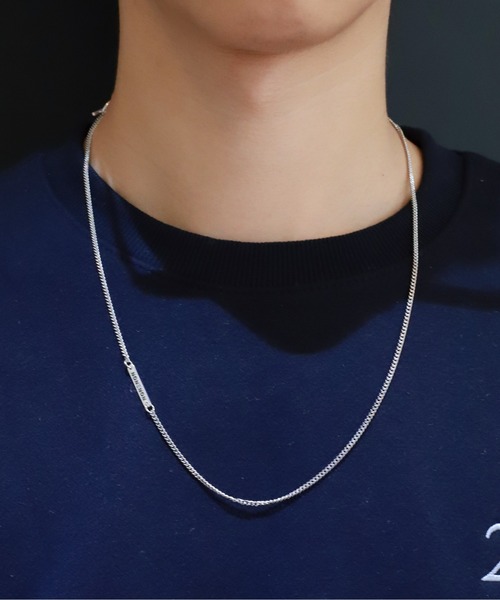NONENON(ノンノン)の「『NONENON』TAB NECKLACE / ノンノン タブ デザイン ロゴ チェーン ネックレス(ネックレス・メンズ・シルバー・SMALL/MEDIUM/LARGE)」の4枚目の写真