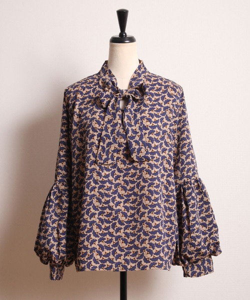 &. NOSTALGIA（アンドドットノスタルジア）の「レトロ柄バルーン