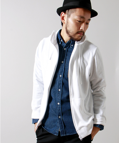 WEGO(ウィゴー)の「WEGO/ZIPパーカー(パーカー・メンズ・ホワイト/ブラック/杢グレー/ネイビー/ロイヤルブルー/ワイン・LARGE/MEDIUM/SMALL)」の2枚目の写真