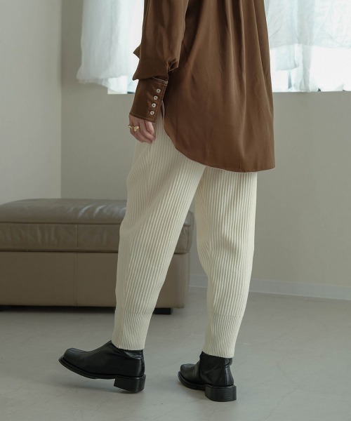 Bab(バブ)の「リブニットジョガーパンツ(その他パンツ・レディース・ブラック/オフホワイト/モカ/ベージュ/ダークブラウン/ライトグレー・FREE)」の11枚目の写真