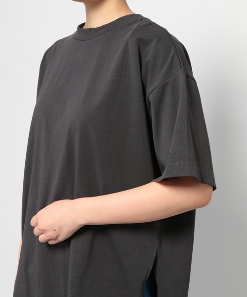 PAGEBOY（ページボーイ）の「ハイネックBIGTシャツ（Tシャツ/カットソー・レディース・チャコールグレー/オフホワイト/ライム/ゼブラ/グレイッシュベージュ・FREE）」の22枚目の写真