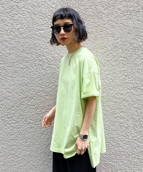 PAGEBOY（ページボーイ）の「ハイネックBIGTシャツ（Tシャツ/カットソー・レディース・チャコールグレー/オフホワイト/ライム/ゼブラ/グレイッシュベージュ・FREE）」の14枚目の写真