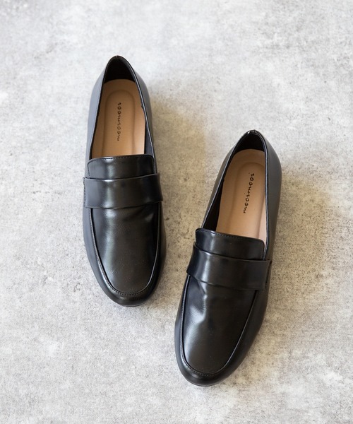 menue(メヌエ)の「甲深ローファー(ローファー・レディース・ブラック/アイボリー・LL/S/3L/M/XS/L)」の2枚目の写真