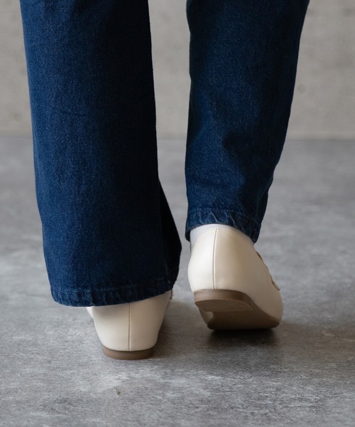 menue(メヌエ)の「甲深ローファー(ローファー・レディース・ブラック/アイボリー・LL/S/3L/M/XS/L)」の8枚目の写真