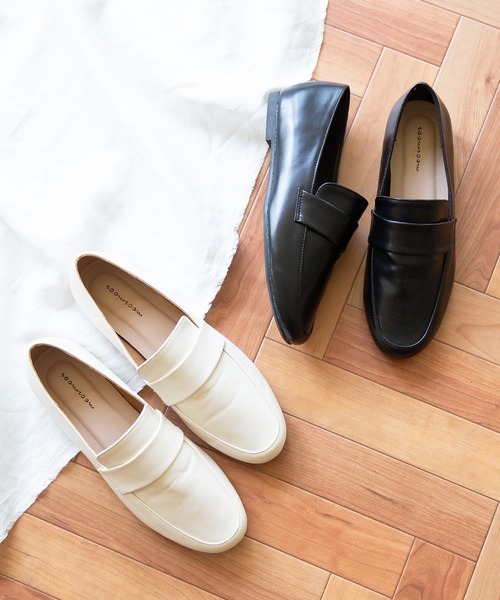 menue(メヌエ)の「甲深ローファー(ローファー・レディース・ブラック/アイボリー・LL/S/3L/M/XS/L)」の5枚目の写真