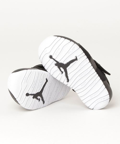 JORDAN BRAND（ジョーダンブランド）の「ベビー JORDAN FLARE (TD) 12-16 ジョーダン フレア TD CI7850-001 001BLACK/WHITE（スニーカー・キッズ・ブラック×ホワイト・14/16/12/15 /13）」の3枚目の写真