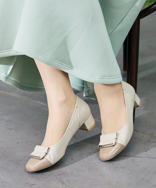 Riz raffinee(リズラフィーネ)の「【3E】ローヒールスクエアパンプス(パンプス・レディース・ブラック/ブルーグレー/ブラック系その他6/ベージュ/ブラック系その他3/ライトグレー/ライトベージュ/ダークブラウン・24cm/23cm/23.5cm/24.5cm/22.5cm)」の7枚目の写真