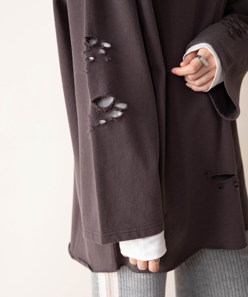 Mysa&Liina（ミーサリーナ）の「ダメージスウェットトップス（スウェット・レディース・チャコールグレー/ラベンダー/グレー系その他/キャメル・M）」の15枚目の写真