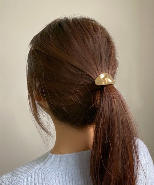 by muni:r（バイ ムニール）の「ヘアーポイント ポニーテール