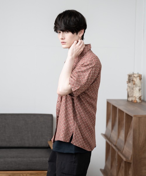 UNIVERSAL OVERALL(ユニバーサルオーバーオール)の「【UNIVERSAL OVERALL】 OPEN COLLAR SHIRT(シャツ/ブラウス・メンズ・ラベンダー/オレンジ/ベージュ/ホワイト系その他/ホワイト系その他2/ミント・LARGE/SMALL/MEDIUM)」の20枚目の写真
