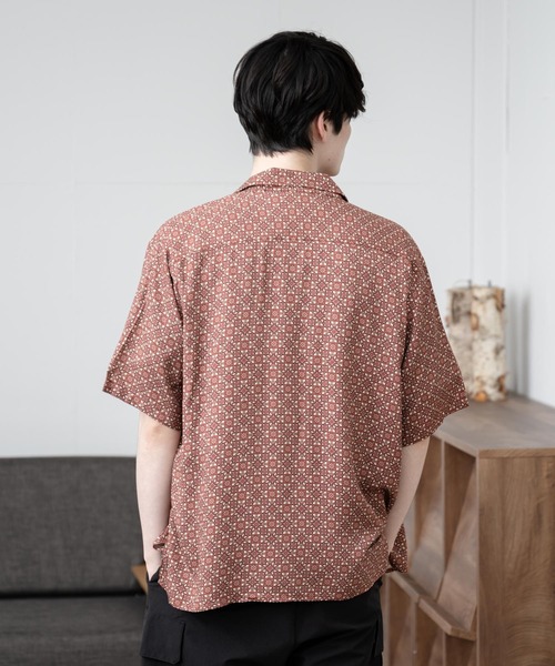 UNIVERSAL OVERALL(ユニバーサルオーバーオール)の「【UNIVERSAL OVERALL】 OPEN COLLAR SHIRT(シャツ/ブラウス・メンズ・ラベンダー/オレンジ/ベージュ/ホワイト系その他/ホワイト系その他2/ミント・LARGE/SMALL/MEDIUM)」の19枚目の写真