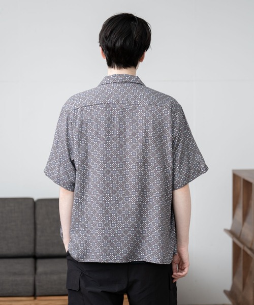 UNIVERSAL OVERALL(ユニバーサルオーバーオール)の「【UNIVERSAL OVERALL】 OPEN COLLAR SHIRT(シャツ/ブラウス・メンズ・ラベンダー/オレンジ/ベージュ/ホワイト系その他/ホワイト系その他2/ミント・LARGE/SMALL/MEDIUM)」の15枚目の写真