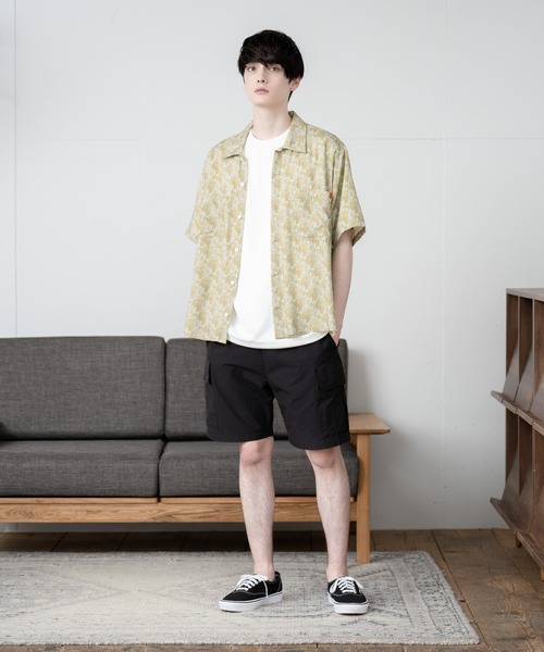UNIVERSAL OVERALL(ユニバーサルオーバーオール)の「【UNIVERSAL OVERALL】 OPEN COLLAR SHIRT(シャツ/ブラウス・メンズ・ラベンダー/オレンジ/ベージュ/ホワイト系その他/ホワイト系その他2/ミント・LARGE/SMALL/MEDIUM)」の14枚目の写真
