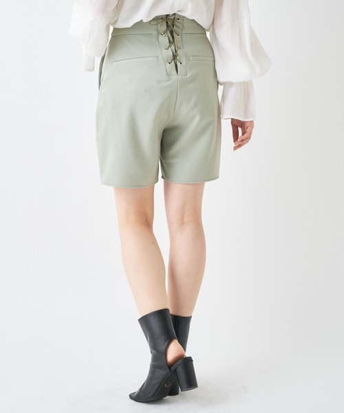 Chico（チコ）の「バックレースアップショートパンツ（その他パンツ・レディース・ブラック/ミント/ライトベージュ・FREE）」の3枚目の写真