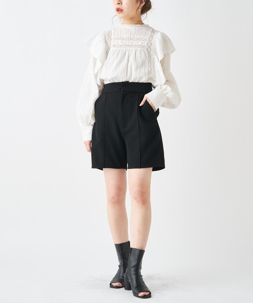 Chico（チコ）の「バックレースアップショートパンツ（その他パンツ・レディース・ブラック/ミント/ライトベージュ・FREE）」の7枚目の写真