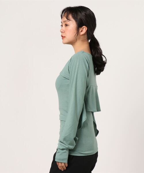 yukichi.(ユキチ)の「Cape design ensemble tops / yukichi.(Tシャツ/カットソー・レディース・グリーン/ブラック/ライトグレー・FREE)」の4枚目の写真