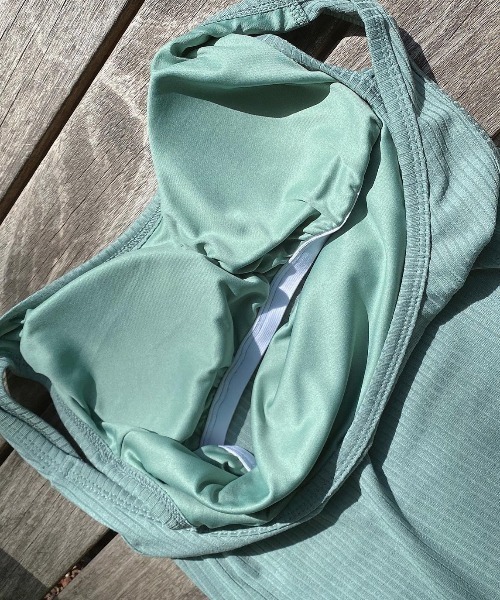 yukichi.(ユキチ)の「Cape design ensemble tops / yukichi.(Tシャツ/カットソー・レディース・グリーン/ブラック/ライトグレー・FREE)」の17枚目の写真