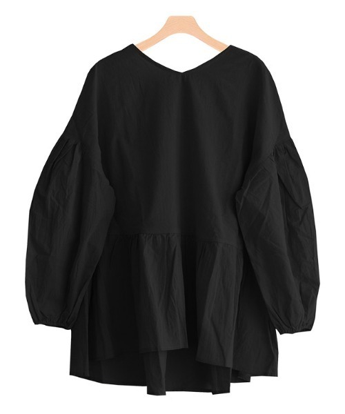 Pierrot（ピエロ）の「ギャザー切替ボリュームスリーブブラウス（シャツ/ブラウス・レディース・ブラック/ベージュ/オフホワイト/イエロー/ピンク・M/L）」の3枚目の写真