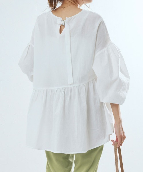 Pierrot（ピエロ）の「ギャザー切替ボリュームスリーブブラウス（シャツ/ブラウス・レディース・ブラック/ベージュ/オフホワイト/イエロー/ピンク・M/L）」の14枚目の写真