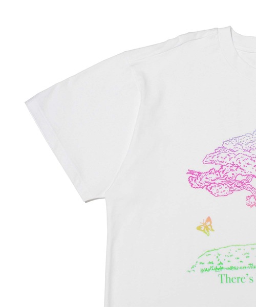 Levi's(リーバイス)の「GRAPHIC SS ROADTRIP TEE TREE WHITE GRAPH(Tシャツ/カットソー・レディース・マルチ・XS/M/S/L)」の4枚目の写真