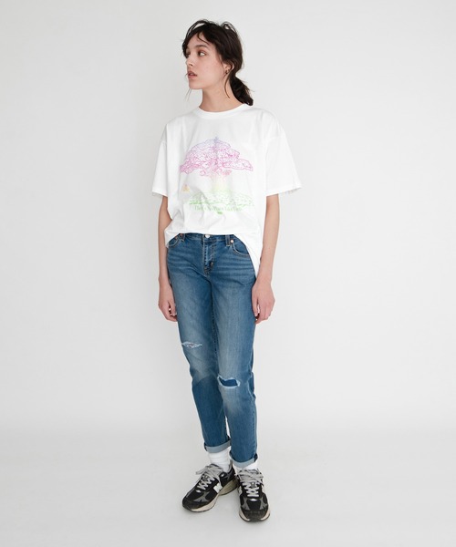 Levi's(リーバイス)の「GRAPHIC SS ROADTRIP TEE TREE WHITE GRAPH(Tシャツ/カットソー・レディース・マルチ・XS/M/S/L)」の10枚目の写真