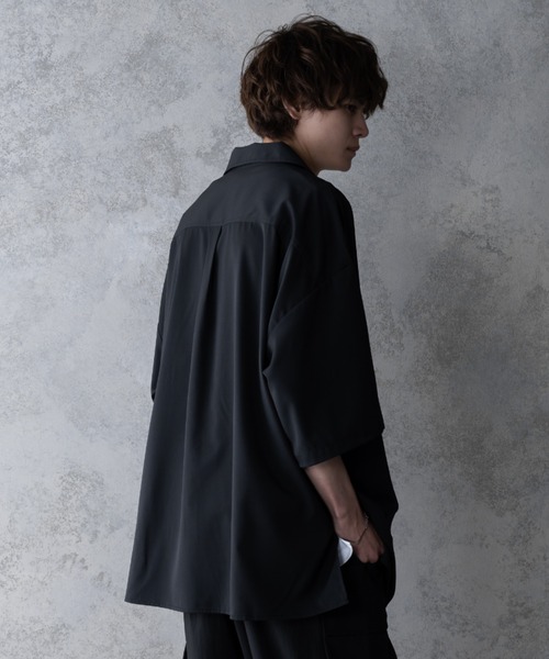 KUUUPY（クーピー）の「Button Stud Open Collar Shirt - ギボシオープンカラーシャツ（シャツ/ブラウス・メンズ・ブラック/グレー・SMALL/MEDIUM/LARGE）」の7枚目の写真