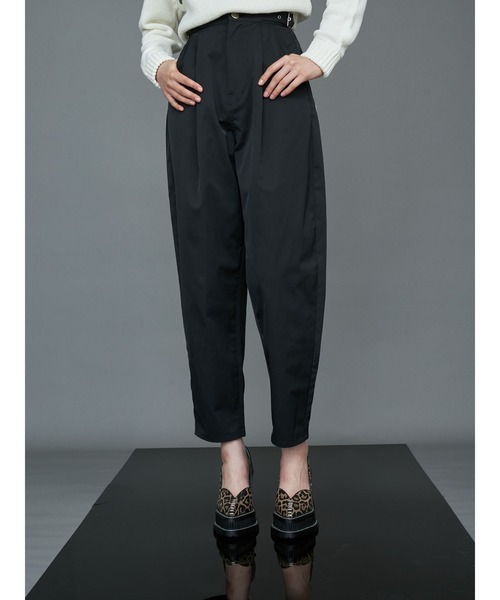 PAMEO POSE（パメオポーズ）の「Tuck Trousers（その他パンツ・レディース・ブラック/ベージュ/カーキ・S/M）」の2枚目の写真