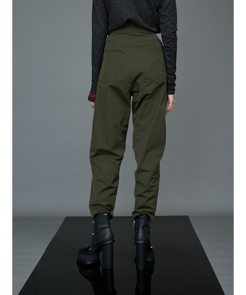 PAMEO POSE（パメオポーズ）の「Tuck Trousers（その他パンツ・レディース・ブラック/ベージュ/カーキ・S/M）」の4枚目の写真