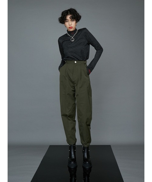 PAMEO POSE（パメオポーズ）の「Tuck Trousers（その他パンツ・レディース・ブラック/ベージュ/カーキ・S/M）」の12枚目の写真