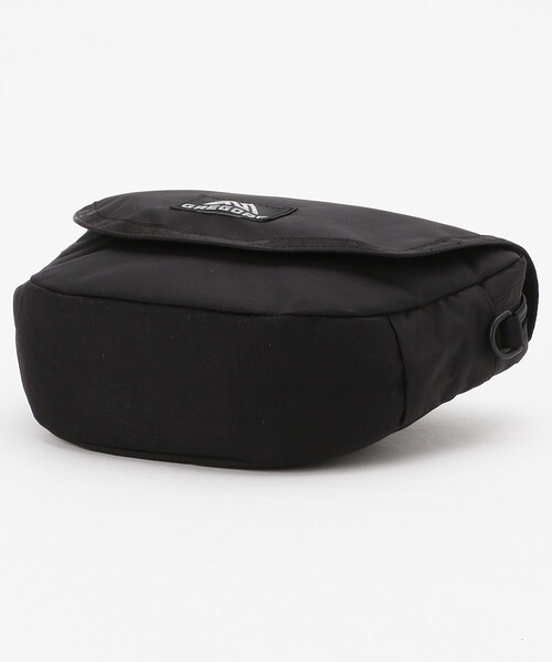 FREAK'S STORE（フリークスストア）の「GREGORY/グレゴリー LAUGHING SHOULDER/ラッフィングショルダー(サコッシュ)（ショルダーバッグ・レディース・ブラック・ONE SIZE）」の4枚目の写真