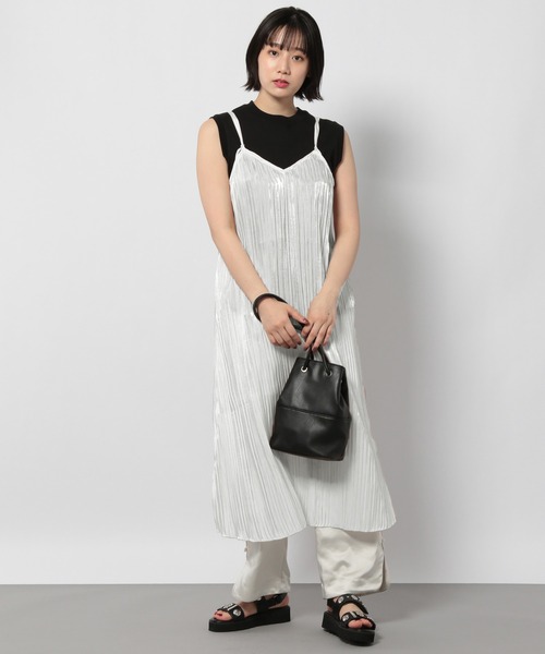 PAGEBOY（ページボーイ）の「バックレースアップキャミワンピース（ワンピース・レディース・ブラック/ブラウン系その他/グレイッシュベージュ・FREE）」の5枚目の写真