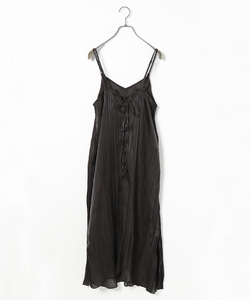 PAGEBOY（ページボーイ）の「バックレースアップキャミワンピース（ワンピース・レディース・ブラック/ブラウン系その他/グレイッシュベージュ・FREE）」の8枚目の写真
