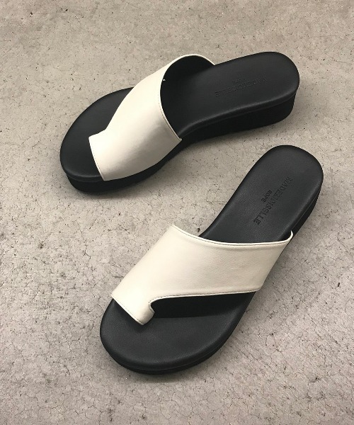 MADEMOISELLE ROPE'（マドモアゼル ロペ）の「【一部WEB限定】プラットフォームトングサンダル（サンダル・レディース・その他1/オレンジ/ブラック/オフホワイト・35.5/36.5/37.5）」の19枚目の写真