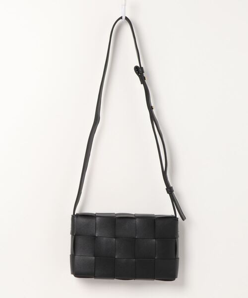 one way（ワンウェイ）の「【oneway】太編みクラッチバッグ（クラッチバッグ・レディース・ブラック/ホワイト・FREE）」の5枚目の写真