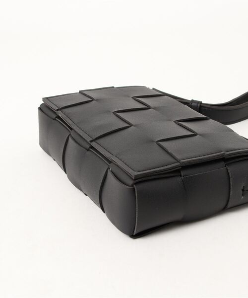 one way（ワンウェイ）の「【oneway】太編みクラッチバッグ（クラッチバッグ・レディース・ブラック/ホワイト・FREE）」の4枚目の写真