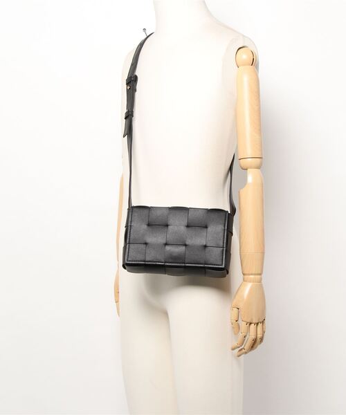 one way（ワンウェイ）の「【oneway】太編みクラッチバッグ（クラッチバッグ・レディース・ブラック/ホワイト・FREE）」の6枚目の写真