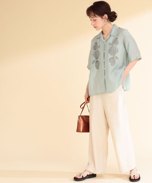 Ray BEAMS（レイビームス）の「Ray BEAMS / カットワーク 刺繍 オープン カラーシャツ（シャツ/ブラウス・レディース・オフホワイト/ミント・ONE SIZE）」の14枚目の写真