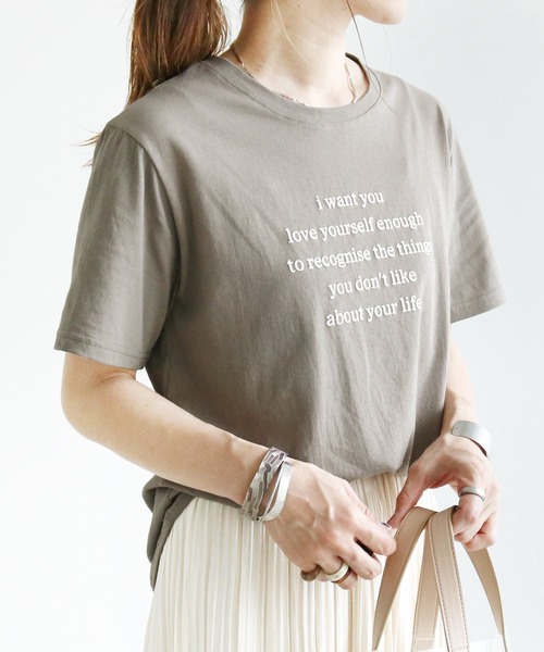 reca(レカ)の「発砲プリントロゴTシャツ(Tシャツ/カットソー・レディース・グレー/ピンク/ホワイト/モカ・FREE)」の6枚目の写真