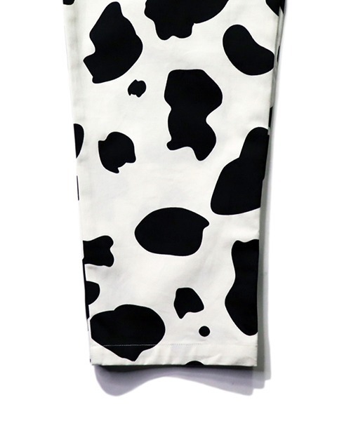 COOKMAN（クックマン）の「Cookman クックマン シェフパンツ イージーパンツ ワイドパンツ Cow柄 牛柄（その他パンツ・メンズ・ホワイト・SMALL/MEDIUM/LARGE/X-LARGE）」の3枚目の写真
