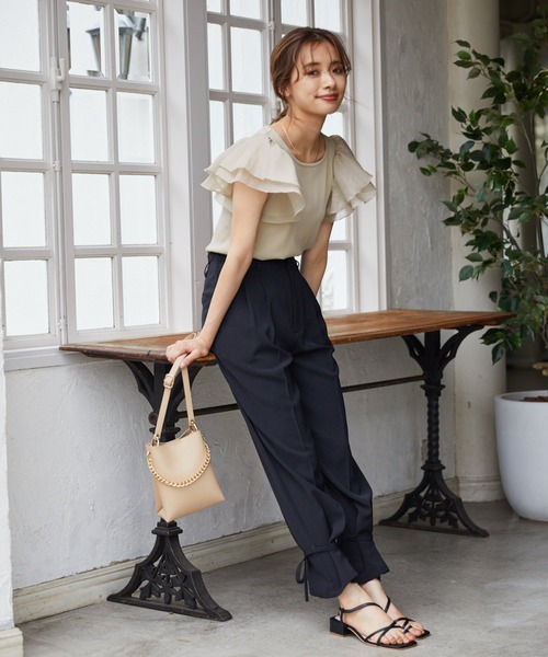 mysty woman(ミスティウーマン)の「アソートチェーンミニバッグ 957109(ショルダーバッグ・レディース・オフホワイト/ブラック/ベージュ・FREE)」の12枚目の写真